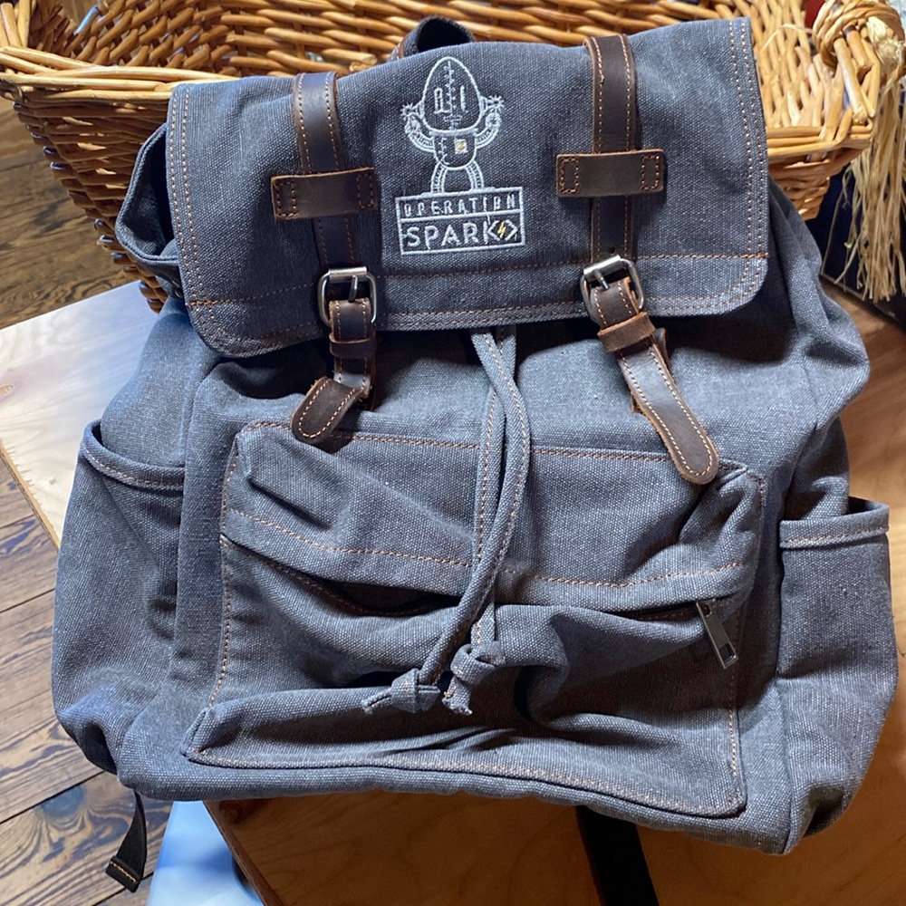 NWOT canvas & leather backpack
